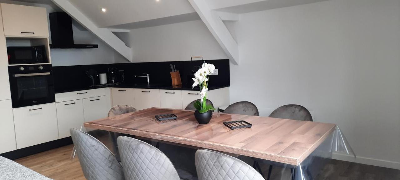 Les Appartements De La B Saint-Benoît-des-Ondes Exteriér fotografie