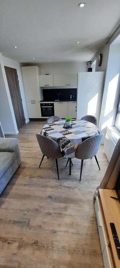 Les Appartements De La B Saint-Benoît-des-Ondes Exteriér fotografie
